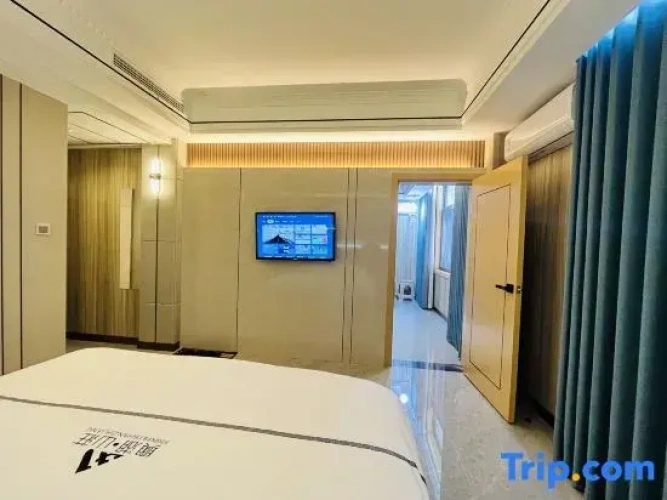 Deluxe Double Suite