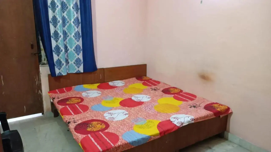 Super Class Guest Hostel