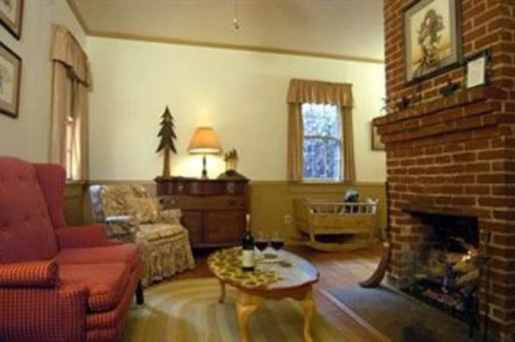 Beechwood Inn - Bed Breakfast