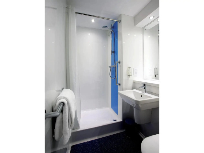 Travelodge London Kings Cross Royal Scot photo 10