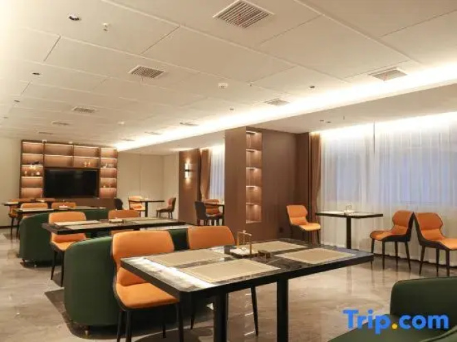 Xiantao Street Hotel