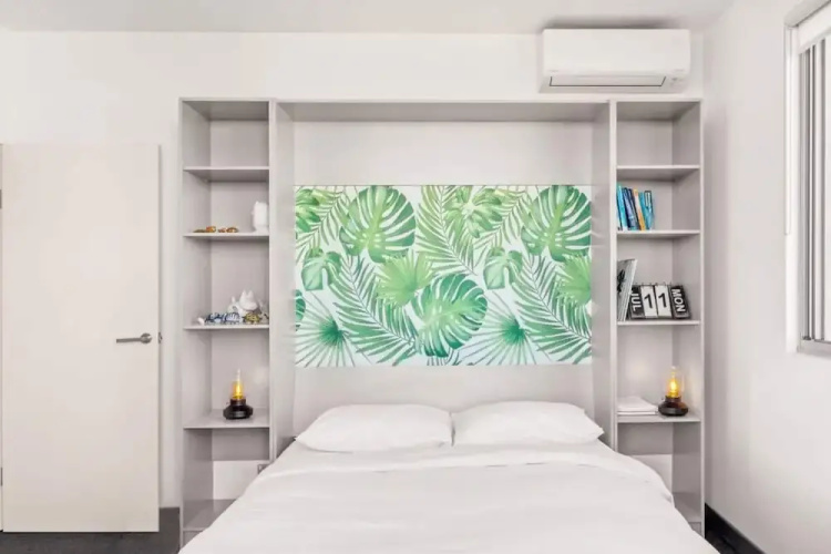 Spacious 2-bed With Two Balconies With City Views