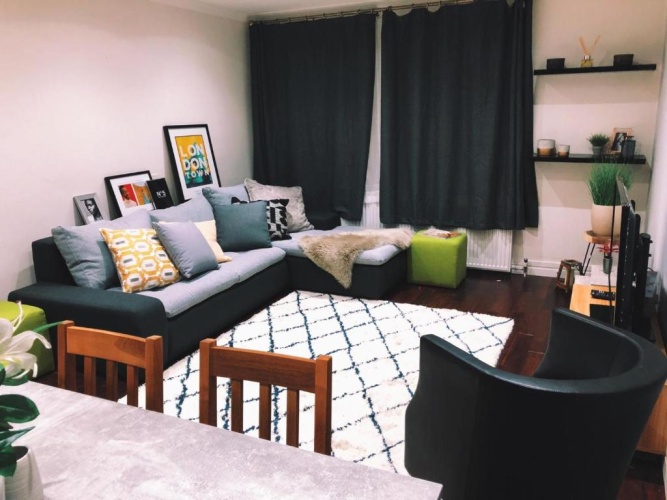 2 Bedrooms Apartment