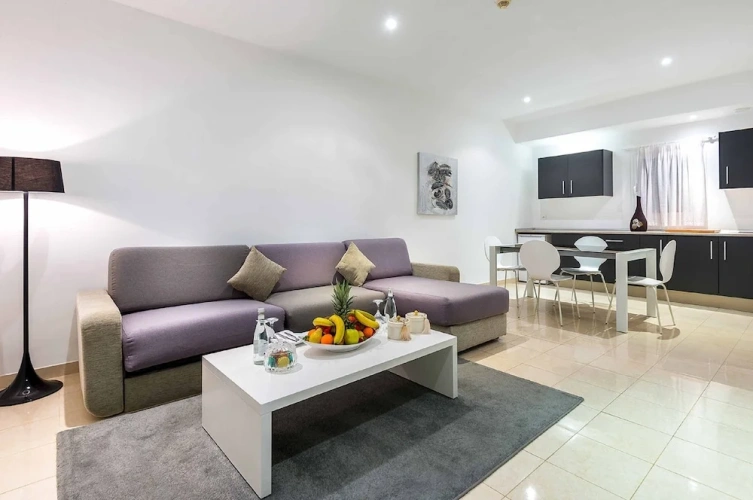 1 Bedroom Bungalow with balcony