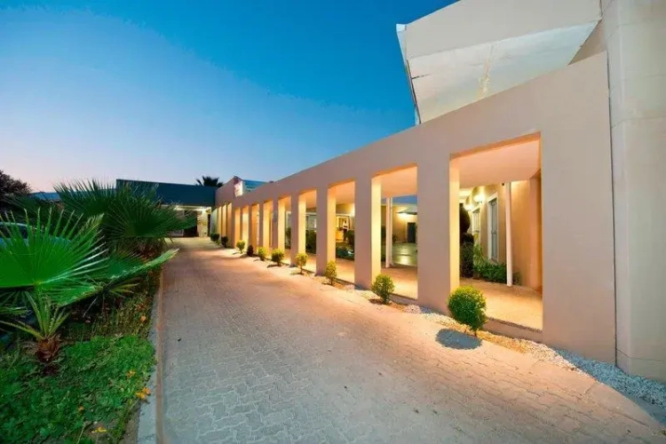 1 Bedroom Double Suite