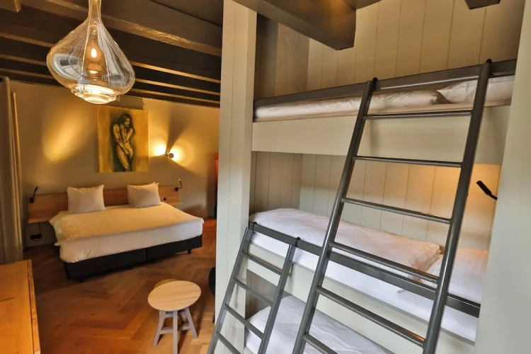 Royal Quadruple room