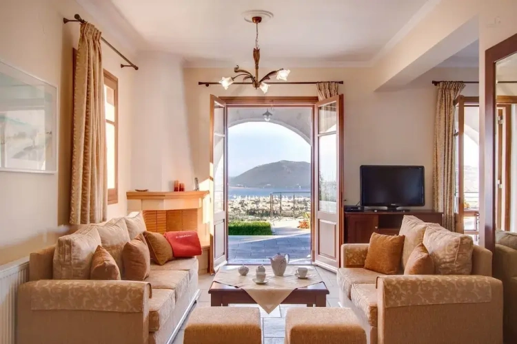 3 Bedrooms Luxury Villa with sea view