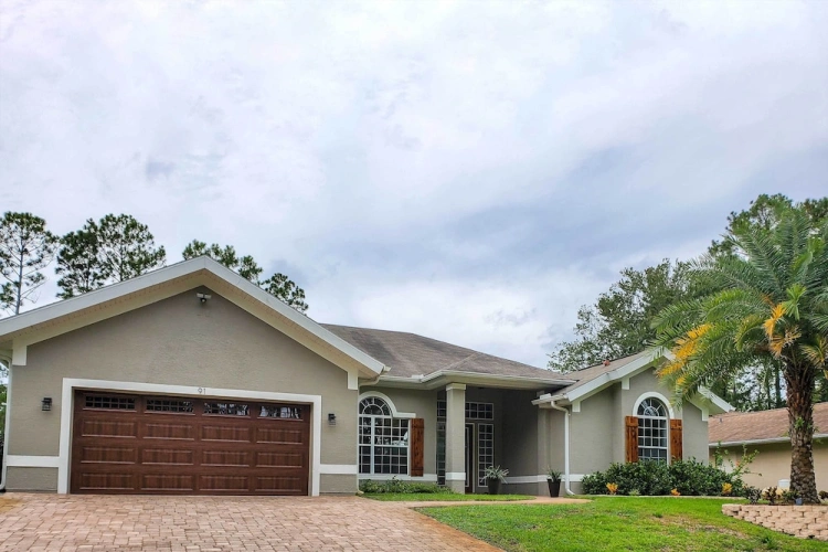 4 Bedrooms Cottage