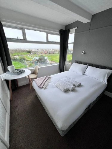 Standard Double room with sea view
