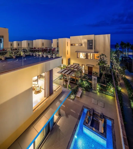 5 Bedrooms Luxury Villa with pool view