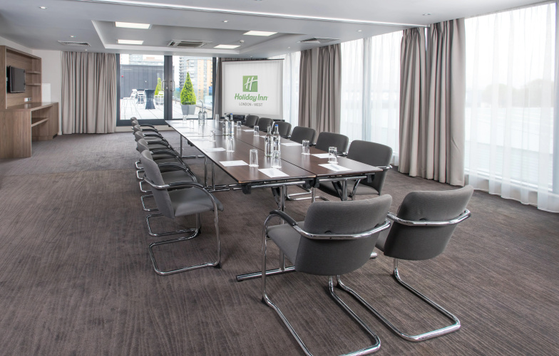 Holiday Inn London - West photo 18