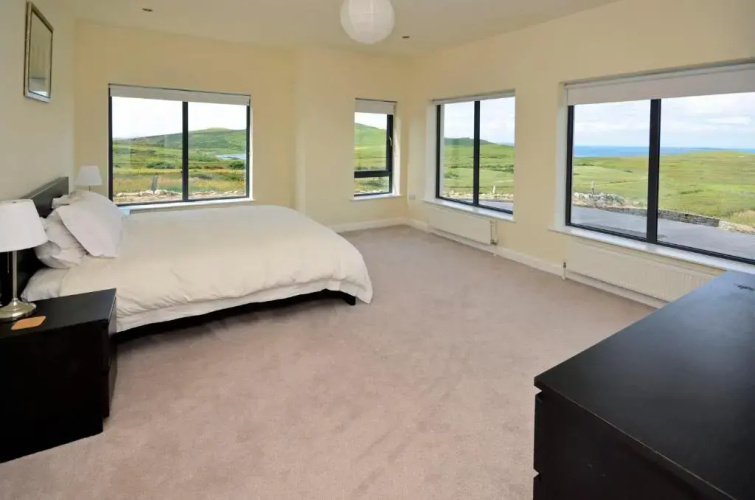 Property 260 Moyard