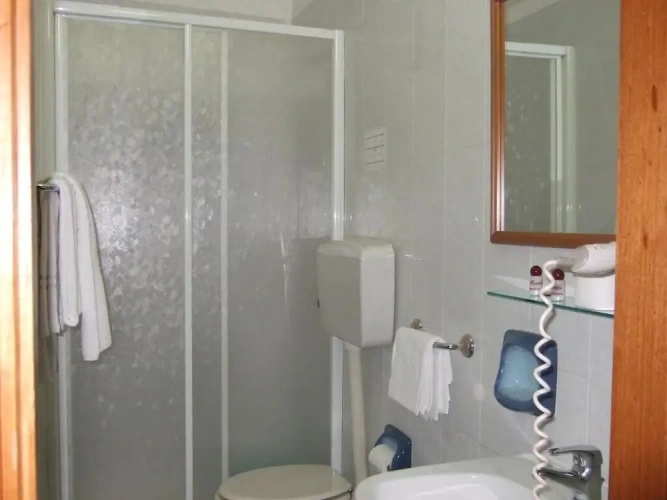 Standard Triple room with balcony