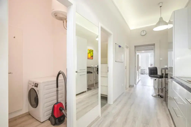 Kings Cross Apartment