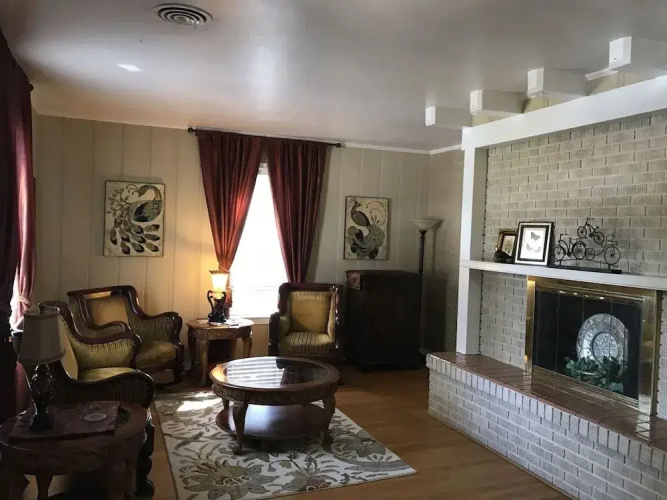 Sassafras Inn