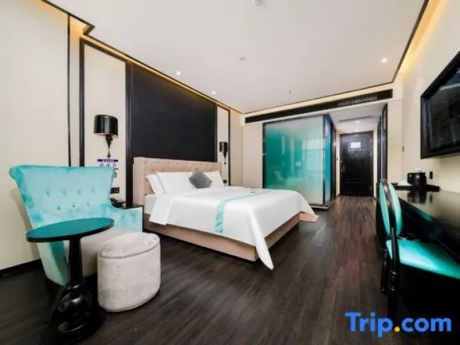 Deluxe Double room with view