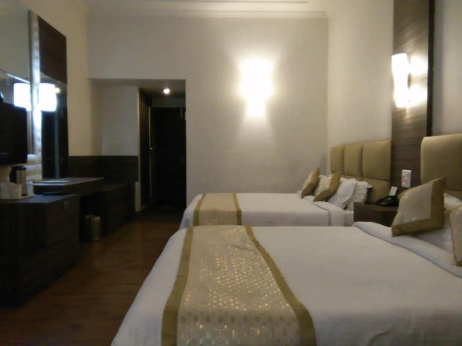 Deluxe Quadruple Family room