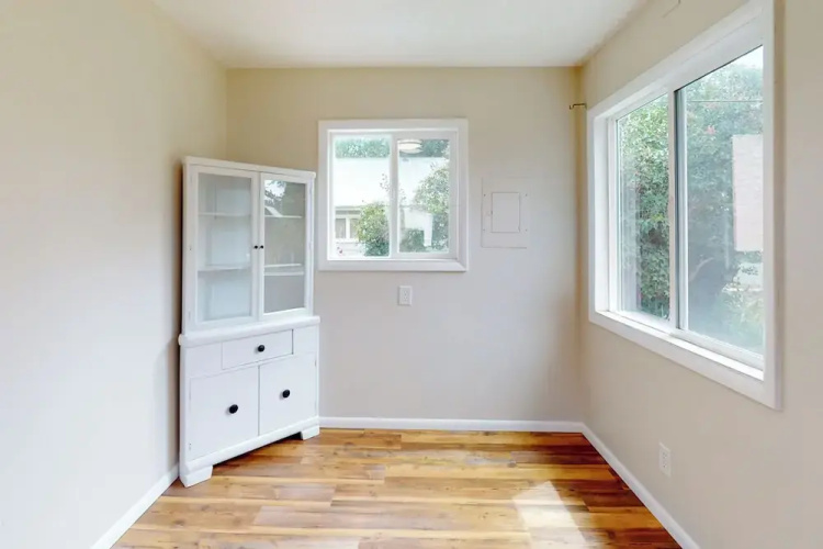 2BR Home w/ Mountain View, W & D, Private Yard