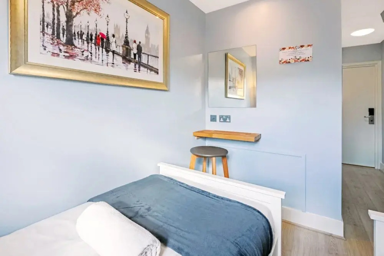 Astor Kensington Hostel