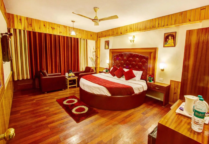 Apple Paradise Manali Hotel