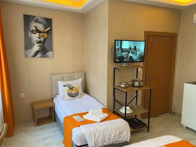 Aura Hotel