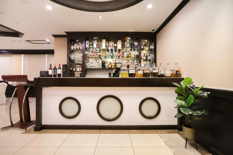 Kingdom Hotel
