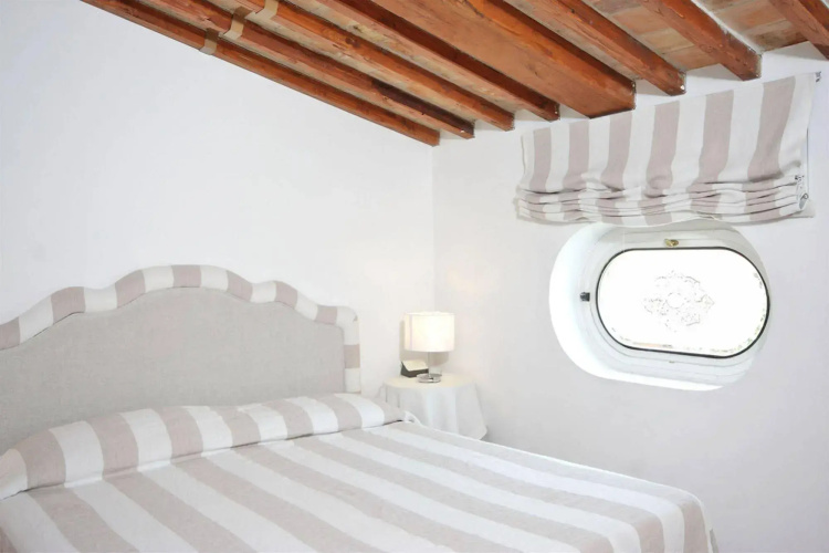 Frattina Apartments