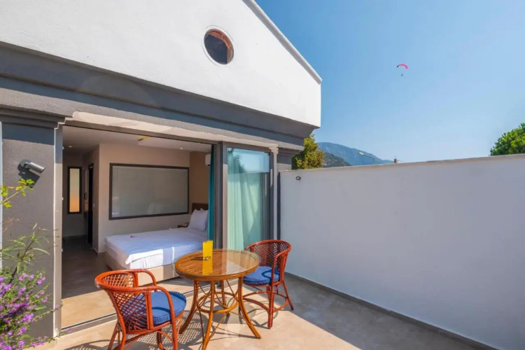 On Oda Oludeniz