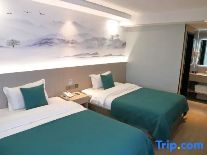 Standard Double room with view