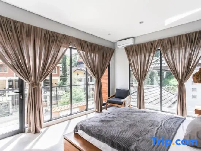Grand Villa