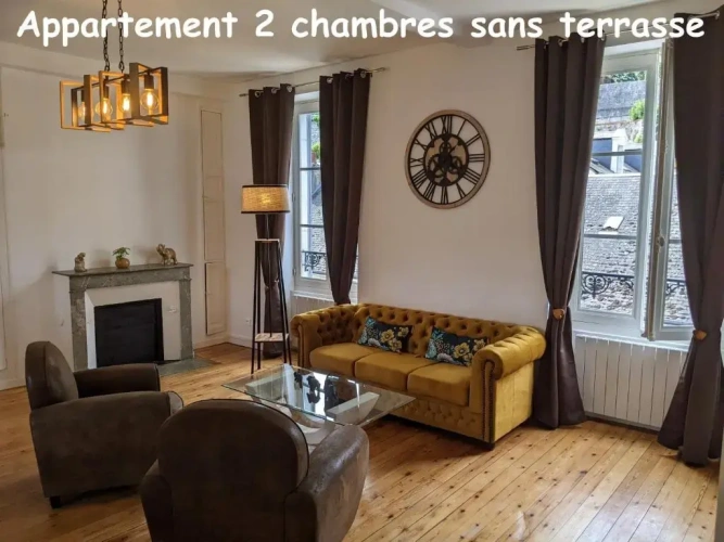 2 Bedrooms Apartment