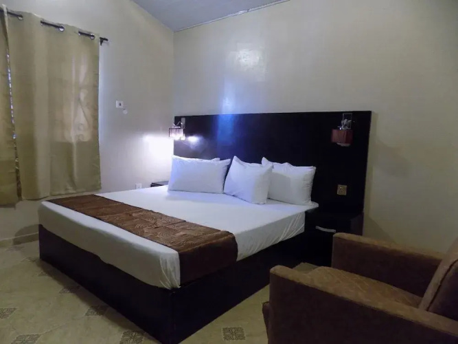 Posh Apartments Bussiness Hotel - Lagos