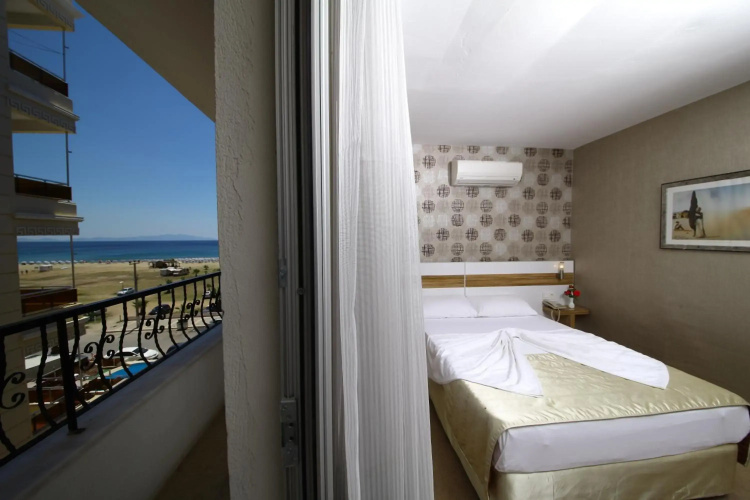 Acem Hotel