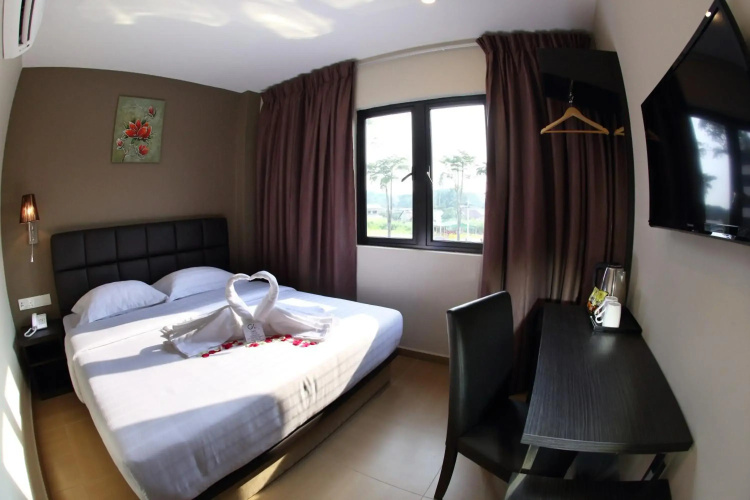 GL Hotel