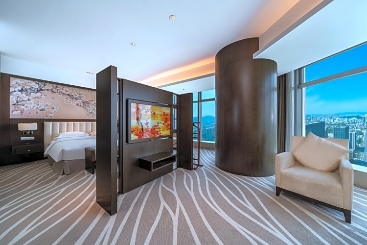 Premium Double room with city view