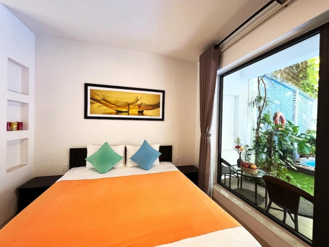 Deluxe Double room with pool view