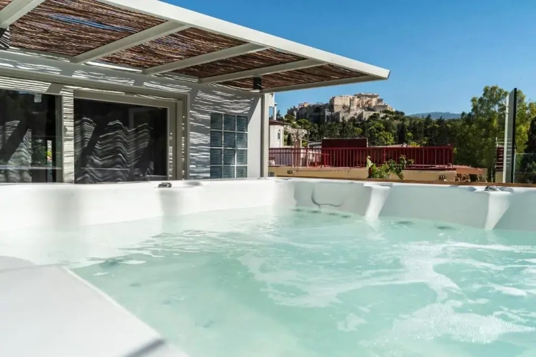 3 Bedrooms Double Apartment with city view