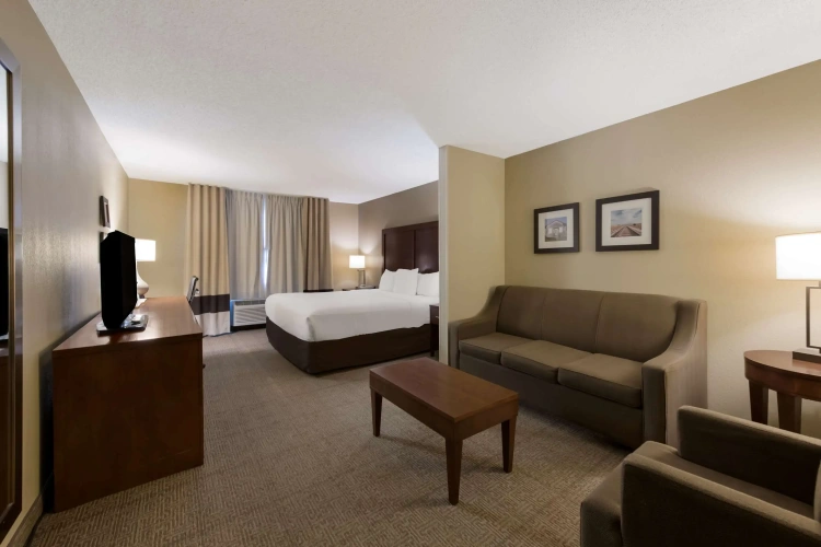 Double Suite