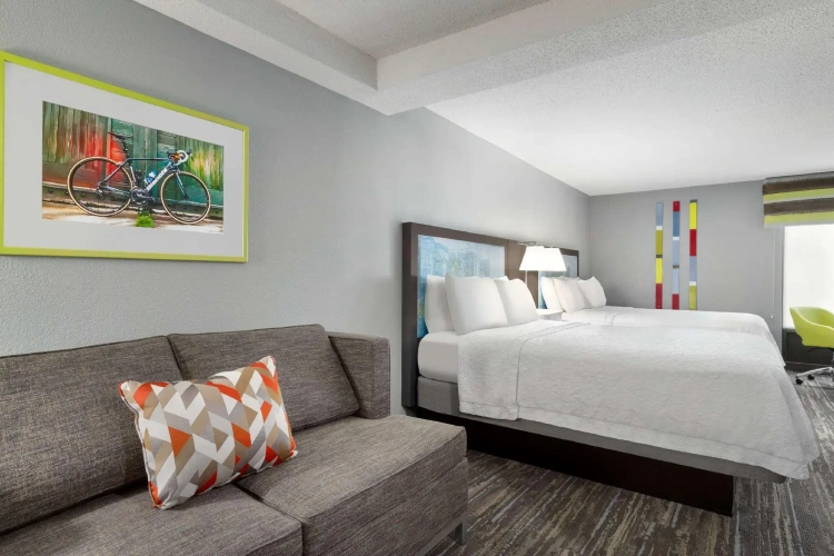 Quadruple Suite
