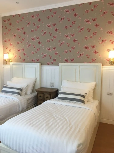 Classic Twin room with balcony