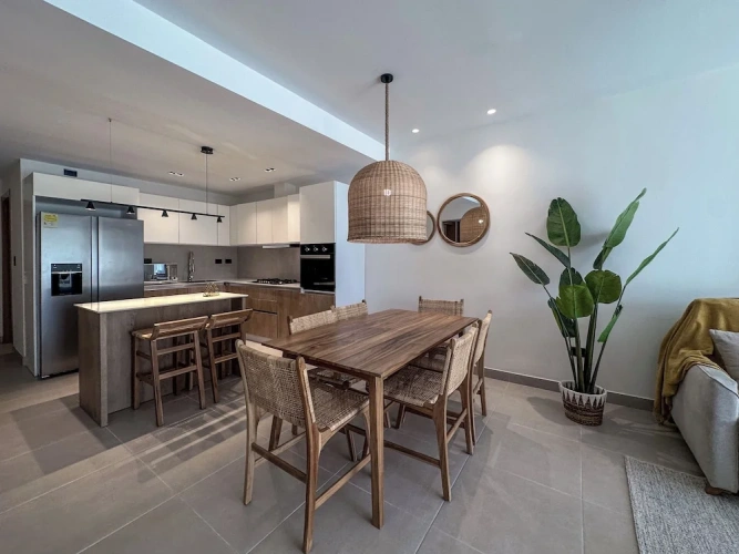 1 Bedroom Apartment with pool view
