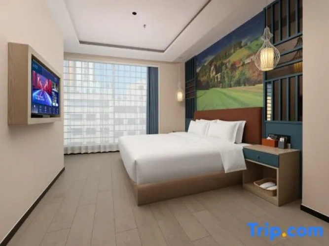 Standard room with city view