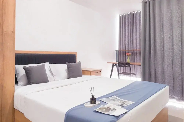 Comfortable And Elegant Studio At Pacific Garden Apartment