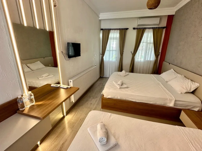 Deluxe Triple room