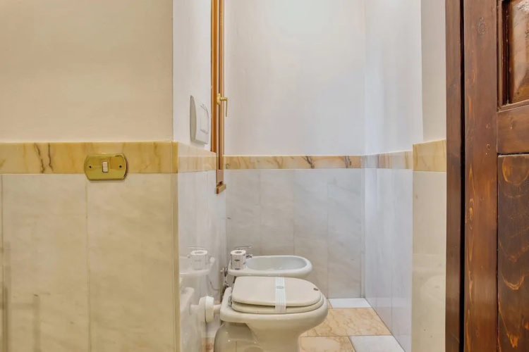 Inviting flat near the city centre