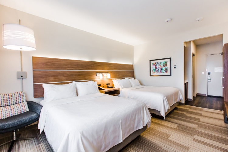 Holiday Inn Express & Suites West Edmonton-Mall Area photo 6