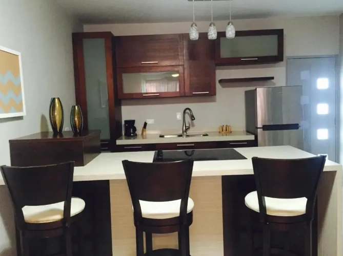 2 Bedrooms Apartment