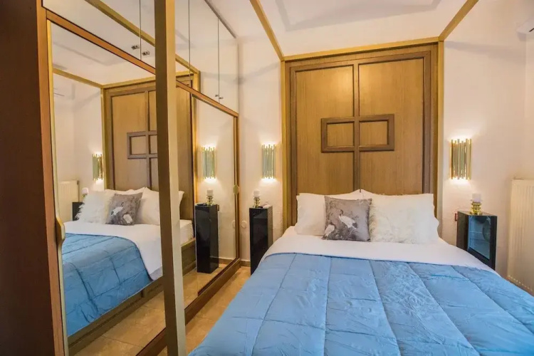 Luxury Suites