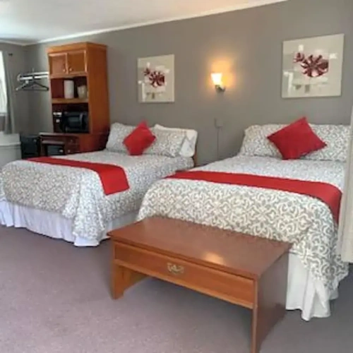 Classic Quadruple room