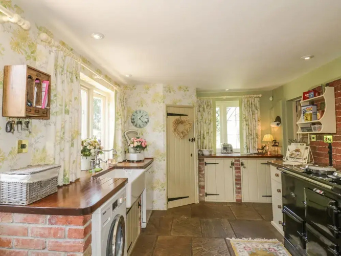 Waveney Cottage